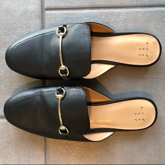 Target Shoes - Black Leather Loafer Slippers  | Size 8.5 |